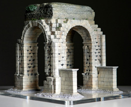 Perspectiva de la maqueta del Arco de Cáparra